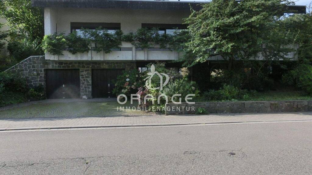 Villa zum Kauf provisionsfrei 695.000 € 8 Zimmer 541,2 m² 1.341 m² Grundstück Ingenheim Billigheim-Ingenheim 76831