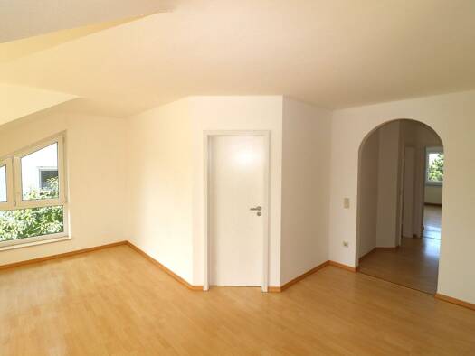 Wohnung zur Miete 1.150 € 3 Zimmer 89 m² Geschoss 2/3 frei ab 01.01.2026 Hubäckerring 14 Hockenheim 68766