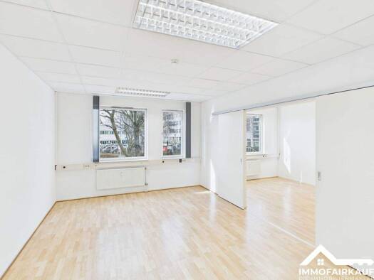 Büro zur Miete 1.231 € 6 Zimmer 144,9 m² Bürofläche Werner-von-Siemens-Ring 13 A Ottersleben Ottersleben 39116