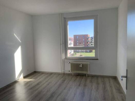 Wohnung zur Miete 699 € 2 Zimmer 55,2 m² 3. Geschoss Spandauer Straße 7 Monheim 40789