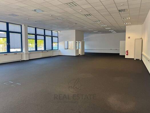 Büro zur Miete provisionsfrei 8,50 € 473,6 m² Bürofläche Rahlstedt Hamburg 22143