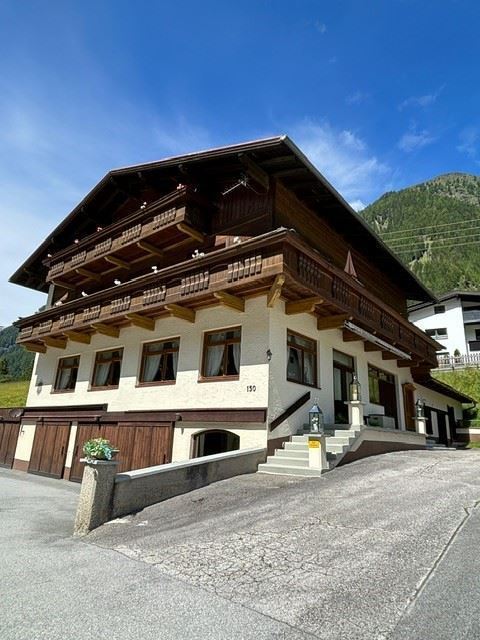 Haus zum Kauf als Kapitalanlage geeignet 850.000 € 10 Zimmer 570 m²<br/>Wohnfläche 874 m²<br/>Grundstück Eggenstall 150 St. Leonhard im Pitztal 6481