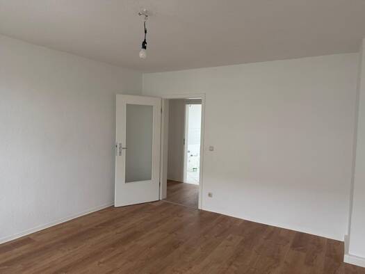 Wohnung zur Miete 340 € 3 Zimmer 60,7 m² 2. Geschoss Weida Weida 07570