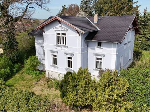 Mehrfamilienhaus zum Kauf 395.000 € 16 Zimmer 328 m² 6.000 m² Grundstück frei ab sofort Lommatzsch 01623