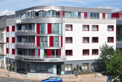 Wohnung zur Miete 530 € 2 Zimmer 66,2 m² 4. Geschoss Friedensstraße 12 Saalfeld Saalfeld 07318