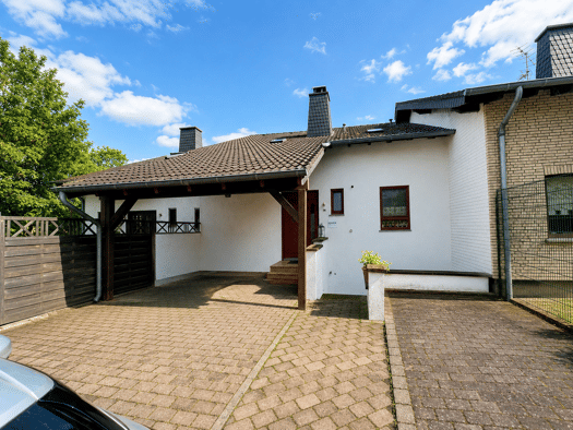 Reihenmittelhaus zum Kauf 249.000 € 6 Zimmer 209,4 m² 270 m² Grundstück Utzerather Straße 14 Darscheid 54552