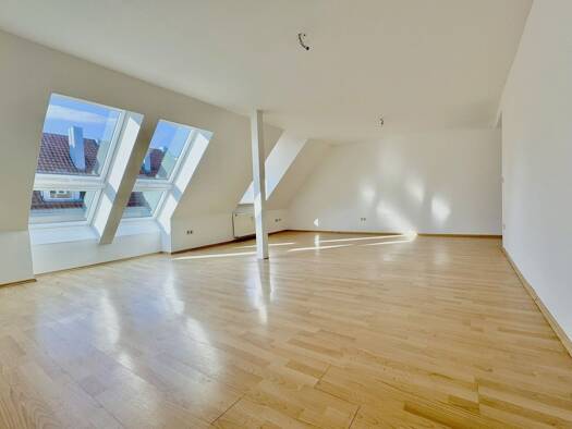 Penthouse zur Miete 950 € 2 Zimmer 76 m² 4. Geschoss frei ab 01.05.2026 Ludwig-Feuerbach-Straße 5 Rennweg Nürnberg 90489