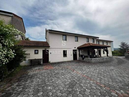 Haus zum Kauf 990.000 € 6 Zimmer 750 m² Matulji