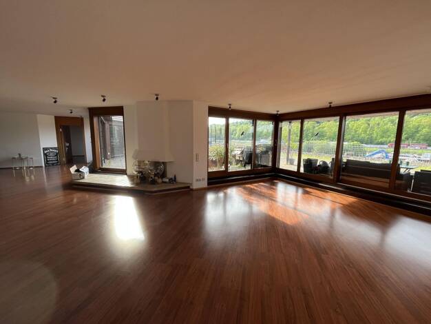 Wohnung zur Miete 2.000 € 4 Zimmer 202 m² Dachgeschoss frei ab sofort Sindelfingen 4 Sindelfingen 71065