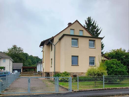 Mehrfamilienhaus zum Kauf als Kapitalanlage geeignet 330.000 € 12 Zimmer 241 m² 931 m² Grundstück Hessisch Lichtenau Hessisch Lichtenau 37235