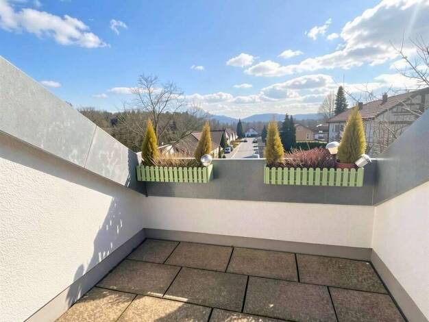 Wohnung zum Kauf 174.000 € 2 Zimmer 55 m² 4. Geschoss Singen Singen (Hohentwiel) 78224