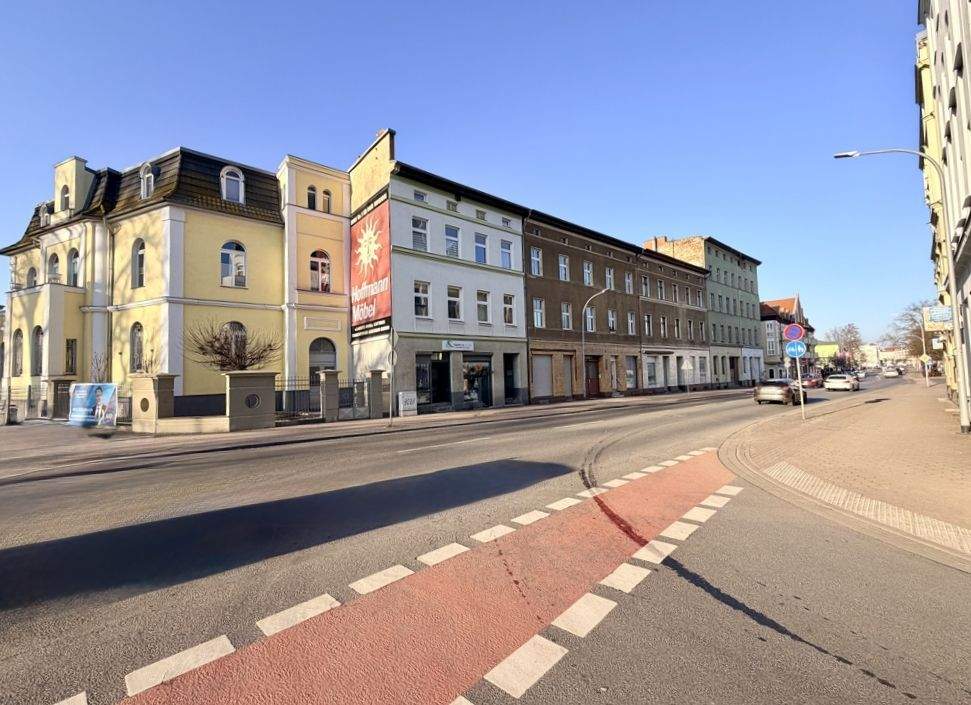Immobilie in Forst (Lausitz) - Baršć - Investieren leicht gemacht: Mehrfamilienhaus in Forst - Bild 1