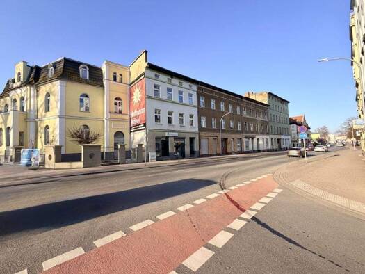 Haus zum Kauf 180.000 € 9 Zimmer 190,6 m² 154 m² Grundstück Forst-Stadt Forst (Lausitz) 03149