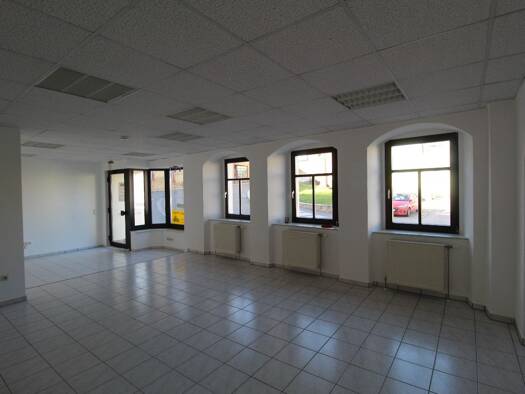 Laden zur Miete provisionsfrei 350 € 2 Zimmer 70 m² Verkaufsfläche Penig Penig 09322