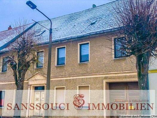 Mehrfamilienhaus zum Kauf 275.000 € 12 Zimmer 240 m² 953 m² Grundstück Kyritz 16866