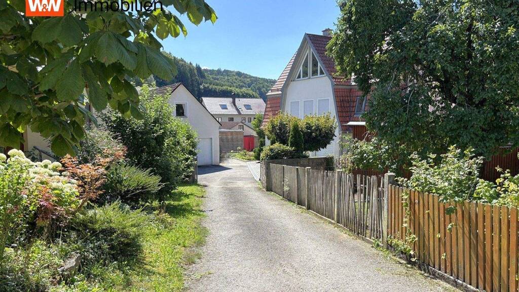 Einfamilienhaus zum Kauf 790.000 € 122,3 m² 892 m² Grundstück Breitenbrunn Offenhausen / Breitenbrunn 91238