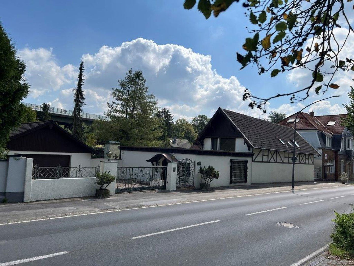 Einfamilienhaus zum Kauf provisionsfrei 775.000 € 6 Zimmer 242 m²<br/>Wohnfläche 991 m²<br/>Grundstück 01.01.2025<br/>Verfügbarkeit Schlupkothen Wülfrath 42489