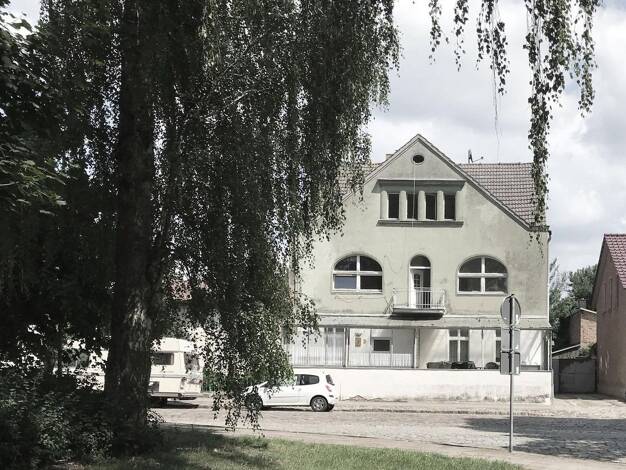 Mehrfamilienhaus zum Kauf provisionsfrei 115.000 € 11 Zimmer 280 m² 500 m² Grundstück Mirow Mirow 17252