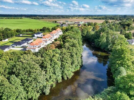 WG-Zimmer zur Miete 1.300 € 3 Zimmer 93,5 m² frei ab 01.05.2026 Mehrow Ahrensfelde 16356