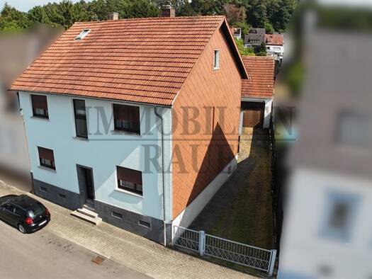 Einfamilienhaus zum Kauf 185.000 € 9 Zimmer 155 m² 1.829 m² Grundstück Hassel Sankt Ingbert 66386
