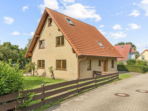 Einfamilienhaus zum Kauf 329.000 € 5 Zimmer 150 m² 537 m² Grundstück Laage 18299