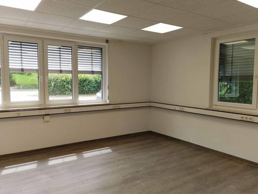 Bürofläche zur Miete 1.400 € 4 Zimmer 104 m² Bürofläche Laufamholz Östliche Außenstadt 90482