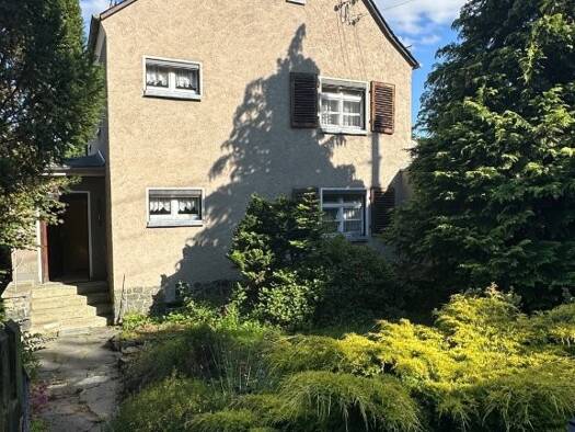 Einfamilienhaus zum Kauf 125.000 € 7 Zimmer 112 m² 1.340 m² Grundstück frei ab 01.09.2025 Westend Plauen 08523