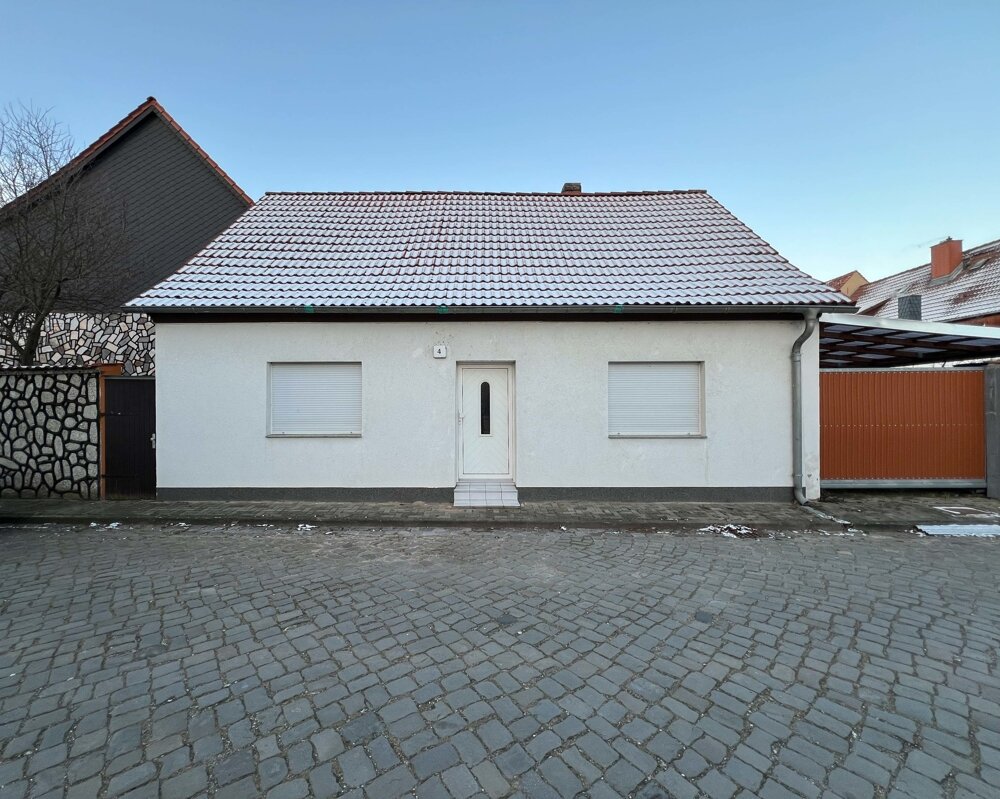 Einfamilienhaus zum Kauf 4.500 € 3 Zimmer 90 m²<br/>Wohnfläche 127 m²<br/>Grundstück Telemannstr. 4 Hadmersleben Hadmersleben 39398