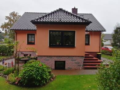 Haus zum Kauf provisionsfrei 375.000 € 5 Zimmer 150 m² 783 m² Grundstück Lindenallee 3 Röbel Röbel/Müritz 17207