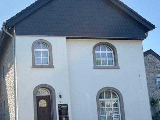 Haus zum Kauf 325.000 € 4 Zimmer 100 m² 300 m² Grundstück Stolberg 52223