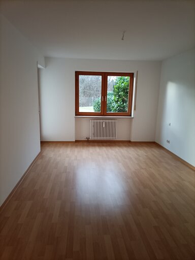 Wohnung zur Miete 700 € 2,5 Zimmer 73 m² Steißlingen 78256