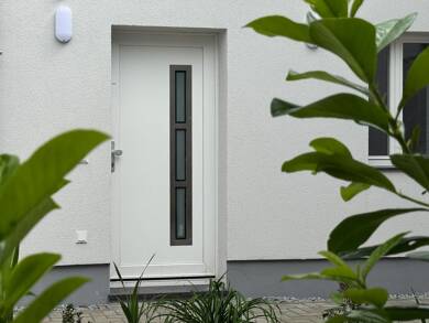 Studio zur Miete 360 € 2 Zimmer 45 m² Friedrichsstraße 36 Hoyerswerda Hoyerswerda 02977