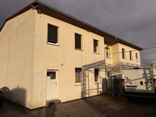 Büro zum Kauf 1.500.000 € 12 Zimmer 640 m² Bürofläche Glesien Schkeuditz 04435