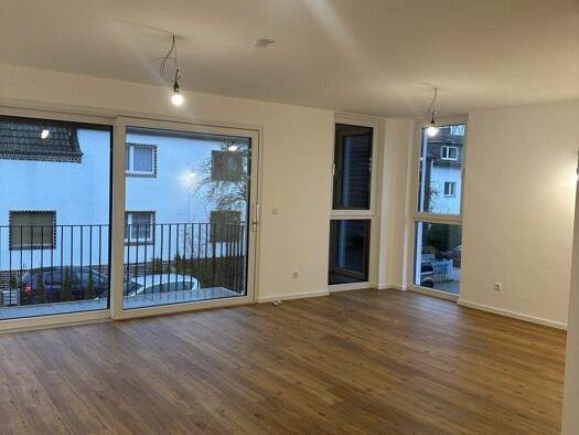 Wohnung zur Miete - Erstbezug 1.480 € 2,5 Zimmer 70,7 m² 1. Geschoss Rath Düsseldorf 40472