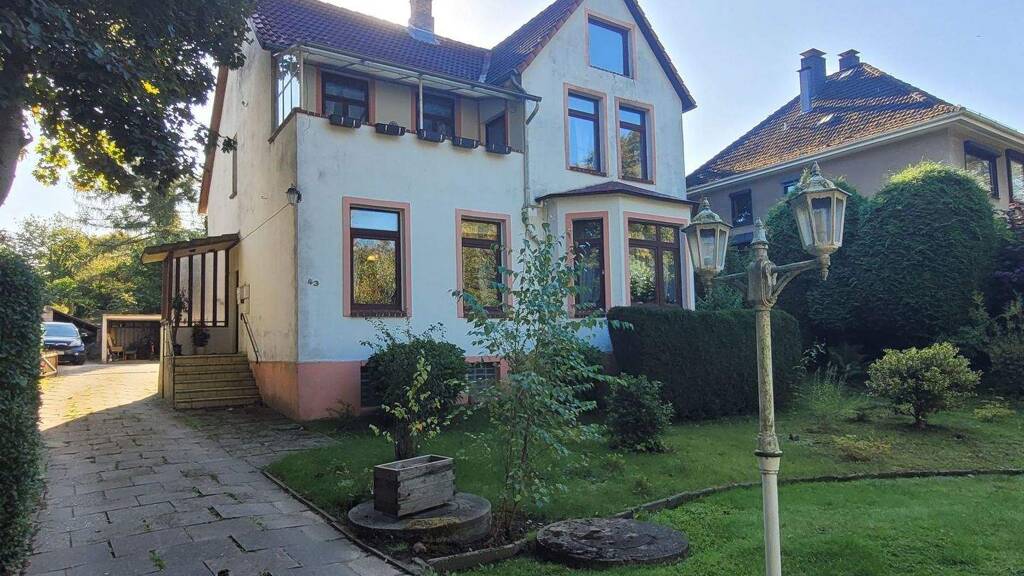 Haus zum Kauf 320.000 € 6 Zimmer 136 m² 1.578 m² Grundstück Elmschenhagener Allee 43 Elmschenhagen-Süd Kiel 24146