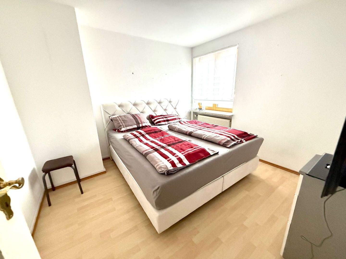 Immobilie in Landau an der Isar - Schönes Wohnhaus in unverbaubarer Lage zu verkaufen - Bild 2