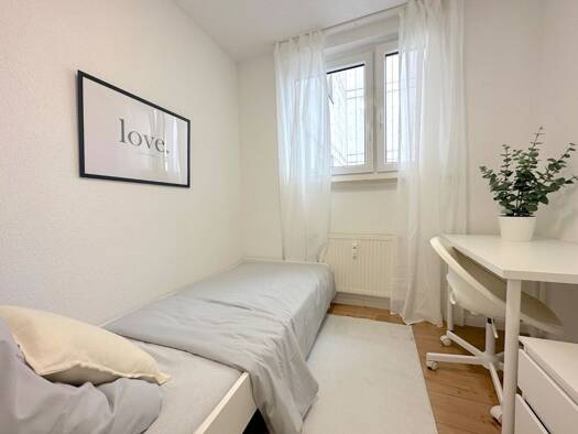 Studio zur Miete 470 € 1 Zimmer 10 m² 6. Geschoss frei ab 01.09.2026 Luthmerstraße 53 Nied Frankfurt am Main 65934