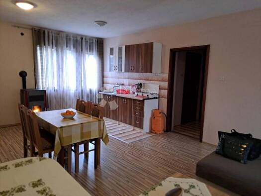 Wohnung zum Kauf 47.000 € 4 Zimmer 109 m² 1. Geschoss Topusko Topusko