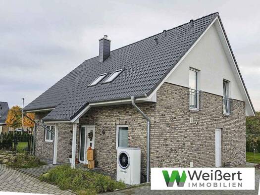 Einfamilienhaus zum Kauf 414.820 € 4 Zimmer 129 m² 532 m² Grundstück Ahrensbök Ahrensbök / Barghorst 23623