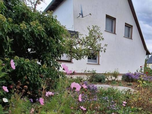 Doppelhaushälfte zum Kauf 114.000 € 4 Zimmer 110 m² 1.570 m² Grundstück Abtsdorf Wittenberg 06888
