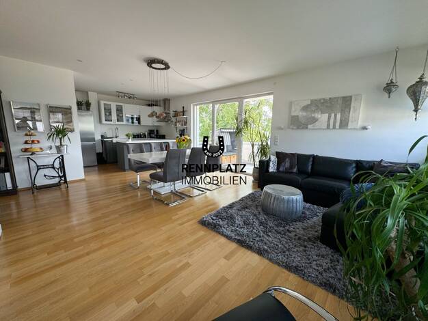 Wohnung zur Miete 1.560 € 4 Zimmer 112 m² 2. Geschoss Großprüfening-Dechbetten-Königswiesen Regensburg 93049