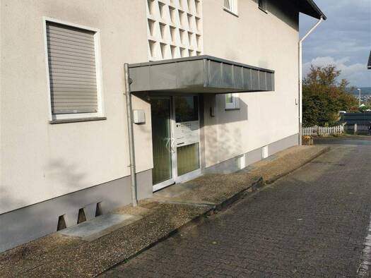 Wohnung zur Miete 600 € 2,5 Zimmer 84 m² frei ab 01.12.2025 Birlenbach 65626