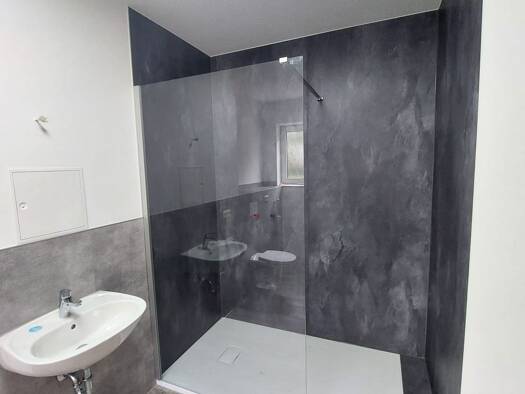Wohnung zur Miete 475 € 2 Zimmer 69 m² frei ab sofort Am Katzenteich 10 Pfaffengrün Treuen 08233