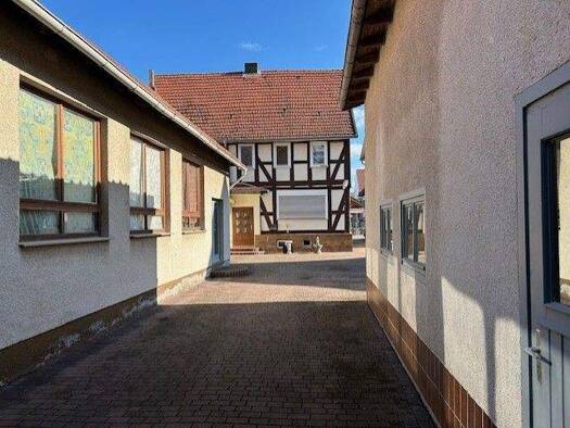 Einfamilienhaus zum Kauf 99.000 € 5 Zimmer 145 m² 1.179 m² Grundstück Reichensachsen Wehretal 37287