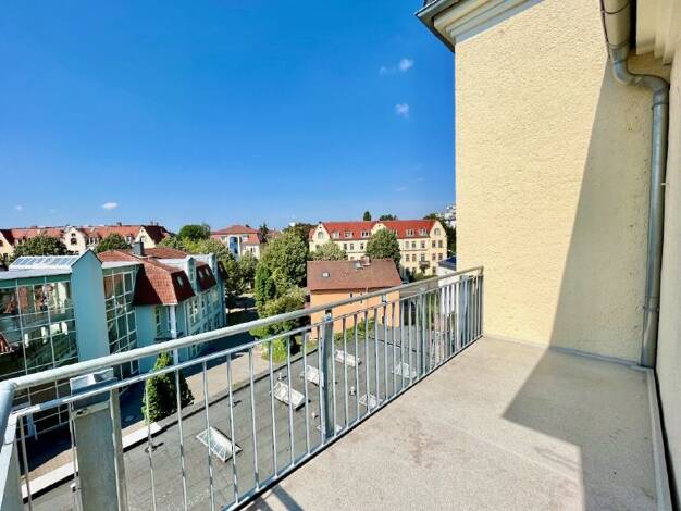 Wohnung zur Miete 685 € 2 Zimmer 65 m² frei ab 01.10.2026 Blasewitz Ortsamtsbereich Blasewitz 01277