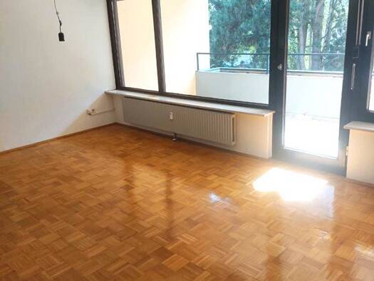 Wohnung zur Miete 890 € 3 Zimmer 85 m² Geschoss 2/4 frei ab sofort Neumarkt Neumarkt in der Oberpfalz 92318