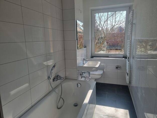 Wohnung zur Miete 565 € 2 Zimmer 64,1 m² 1. Geschoss frei ab 31.08.2026 Passendorfer Weg 8 Gesundbrunnen Süd 06128