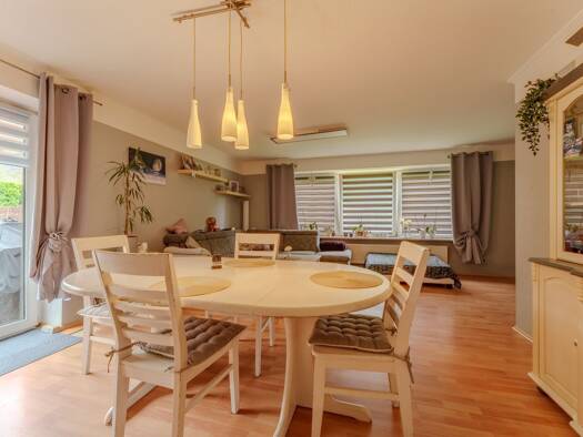 Einfamilienhaus zum Kauf 305.000 € 4,5 Zimmer 150 m² 745 m² Grundstück Rantrum 25873