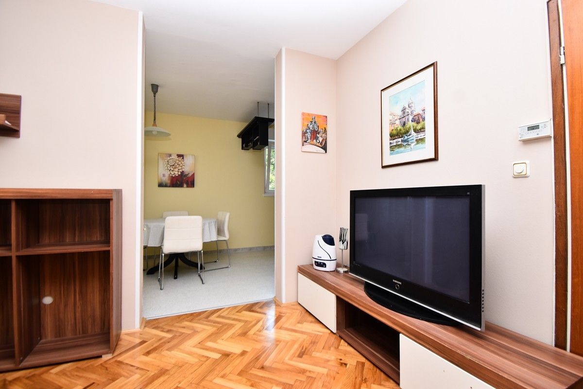 Wohnung zum Kauf 262.500 € 2 Zimmer 75 m²<br/>Wohnfläche 1.<br/>Geschoss Meterize