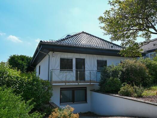 Bungalow zum Kauf 649.000 € 4 Zimmer 108 m² 730 m² Grundstück Naurod Naurod 65207